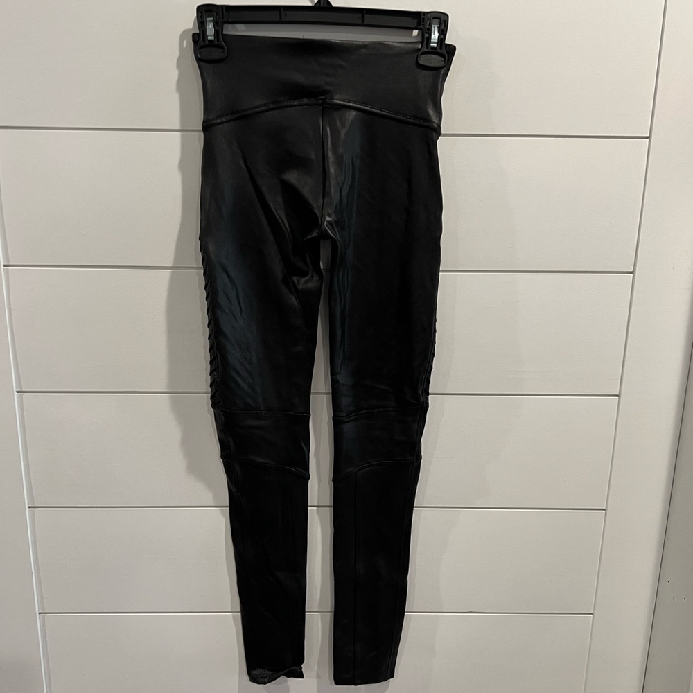 Spanx black faux leather Moto leggings - Picture 5 of 6
